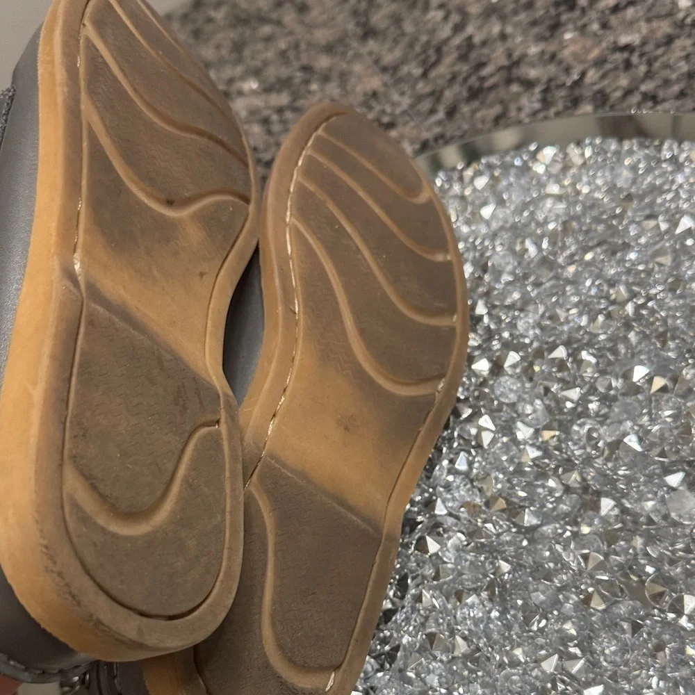 BED|STU Gray Leather Boat Shoes with Gum Sole EUC 9.5